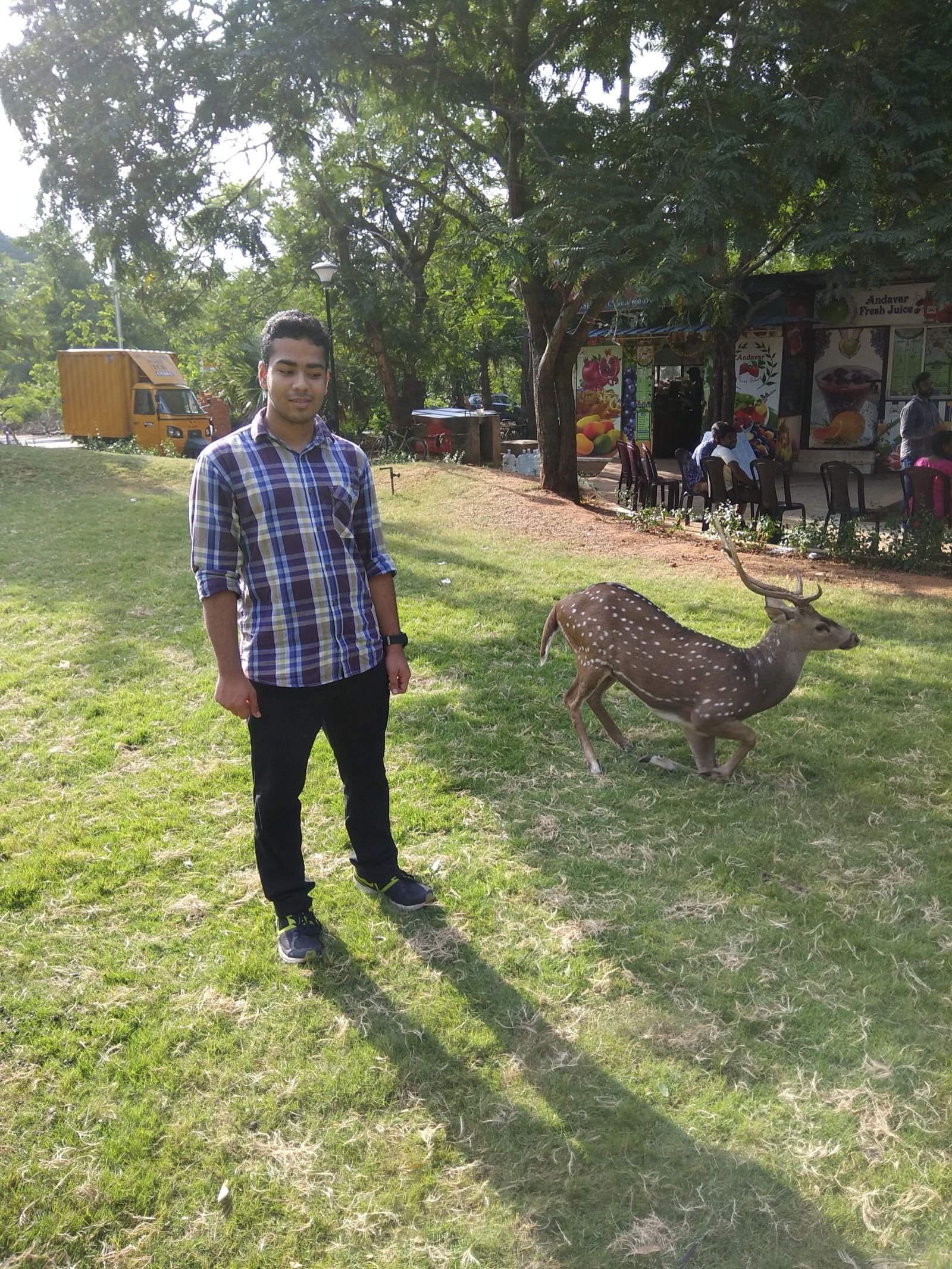 First day at IIT Madras, meeting the campus deer